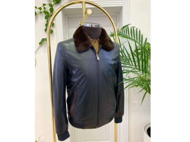 Classic Leather Jacket with Fur Collar